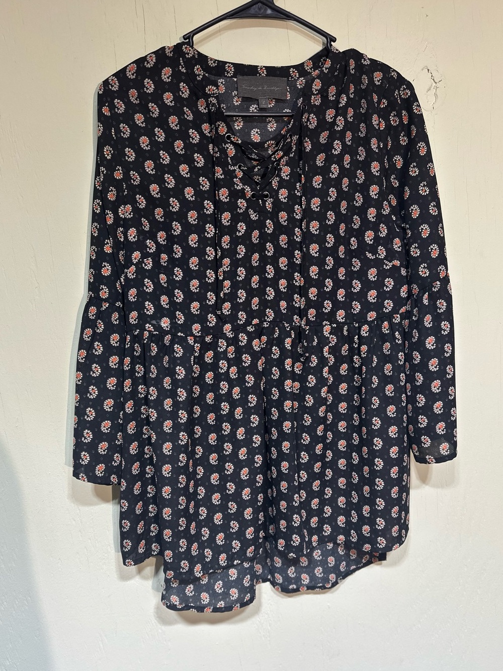 Anthropologie Sunday in Brooklyn dark floral babydoll blouse long length small